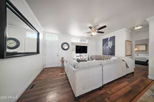 6810 W McKinley St, Phoenix, AZ 85043 - Photo 1