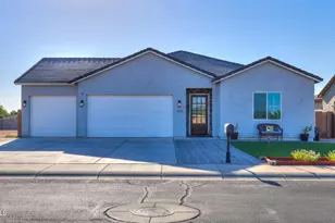 1579 N Himosa Dr, Casa Grande, AZ 85122 - Photo 1