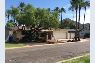 4208 E Montecito Avenue, Phoenix, AZ 85018 - Photo 1