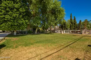 7804 S 15th, Phoenix, AZ 85041 - Photo 1