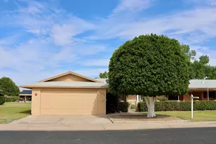 10428 W Camelot Cir, Sun City, AZ 85351 - Photo 1