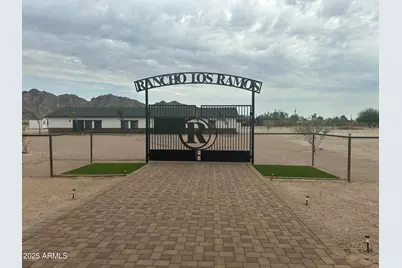 10910 N Thunderbird, Maricopa, AZ 85139 - Photo 1