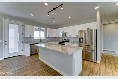 22009 W Montgomery Road, Wittmann, AZ 85361 - Photo 1