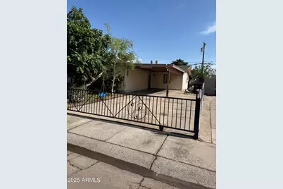 5131 W Earll, Phoenix, AZ 85031 - Photo 1