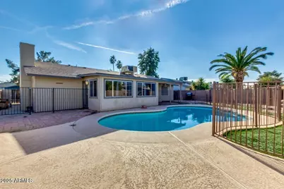 2148 E La Donna Drive, Tempe, AZ 85283 - Photo 1