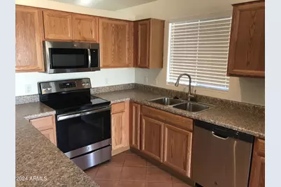 2918 W Chanute, Phoenix, AZ 85041 - Photo 1