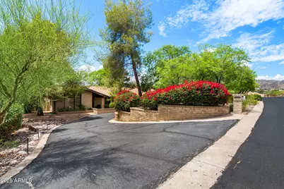 5536 N Camelback Canyon, Phoenix, AZ 85018 - Photo 1
