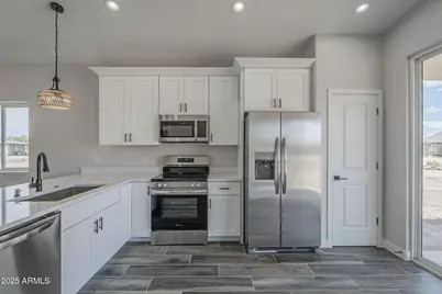 3615 N Zapotec Avenue, Eloy, AZ 85131 - Photo 4