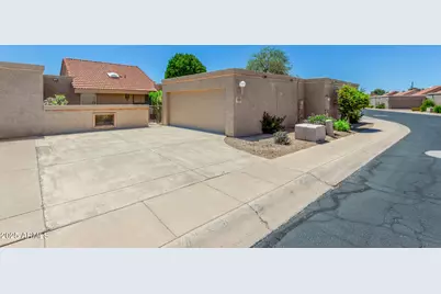 4033 E Larkspur, Phoenix, AZ 85032 - Photo 1
