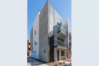 4220 N 32nd, Phoenix, AZ 85018 - Photo 1