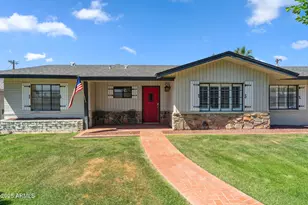 710 E Hayward Ave, Phoenix, AZ 85020 - Photo 1