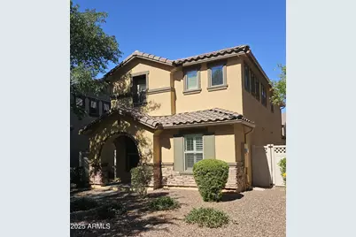 995 S Cheshire Lane, Gilbert, AZ 85296 - Photo 1