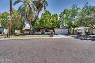 5307 N 32nd, Phoenix, AZ 85018 - Photo 1