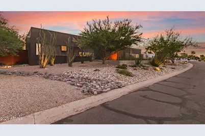 9502 N 47th, Phoenix, AZ 85028 - Photo 1