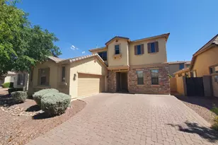 5635 W Huntington Dr, Laveen, AZ 85339 - Photo 1