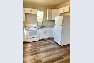 2032 W Adams Street #Unit 4, Phoenix, AZ 85009 - Photo 1