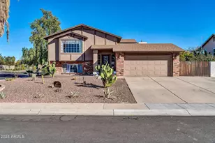 13051 N 75th Dr, Peoria, AZ 85381 - Photo 1