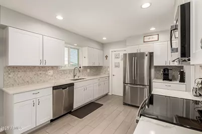 10702 W Salem Drive, Sun City, AZ 85351 - Photo 1