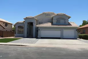 627 W Mendoza, Mesa, AZ 85210 - Photo 1