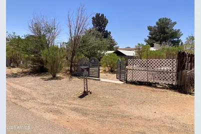 240 Valerie, Sierra Vista, AZ 85635 - Photo 1
