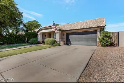 725 S Cheri Lynn, Chandler, AZ 85225 - Photo 1