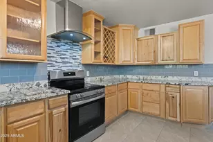 5802 N 61st Dr, Glendale, AZ 85301 - Photo 2