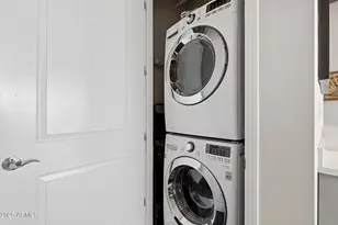 1 E Lexington Ave, Phoenix, AZ 85012 - Photo 8