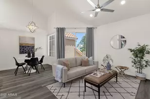 1633 E Lakeside Dr, Gilbert, AZ 85234 - Photo 1