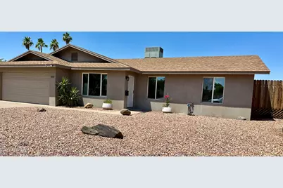 1661 E Bishop, Tempe, AZ 85282 - Photo 1