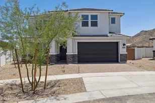 10043 S 23rd Dr, Phoenix, AZ 85041 - Photo 1