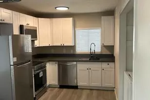 286 W Palomino, Chandler, AZ 85225 - Photo 1