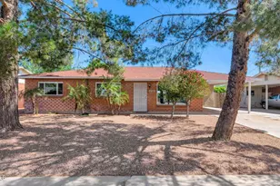 8140 E Mitchell Dr, Scottsdale, AZ 85251 - Photo 1