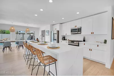 8614 E Rose Lane, Scottsdale, AZ 85250 - Photo 1