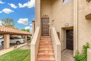 10301 N 70th St, Paradise Valley, AZ 85253 - Photo 1