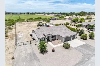 35812 N Calle De Amantes, San Tan Valley, AZ 85140 - Photo 1