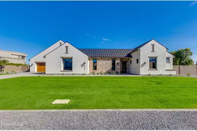 9801 N 53rd Place, Paradise Valley, AZ 85253 - Photo 1