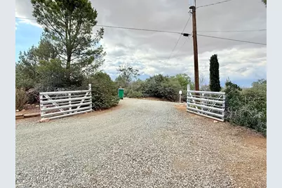 9495 E Marilyn Lane, Dewey, AZ 86327 - Photo 12