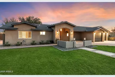1801 E Berridge Lane, Phoenix, AZ 85016 - Photo 1