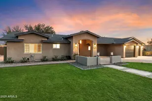 1801 E Berridge, Phoenix, AZ 85016 - Photo 1