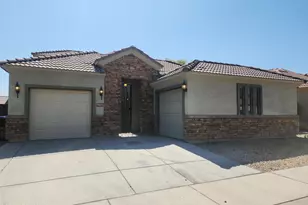 7811 S 15th, Phoenix, AZ 85042 - Photo 1