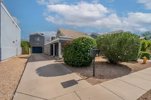 2731 E Windsor Ave, Phoenix, AZ 85008 - Photo 1
