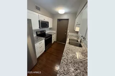 17841 N Del Webb Boulevard, Sun City, AZ 85373 - Photo 1