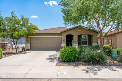 907 E Kelsi Avenue, San Tan Valley, AZ 85140 - Photo 1