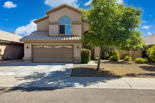 4626 E Summerhaven, Phoenix, AZ 85044 - Photo 1