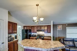 1305 W Summerside, Phoenix, AZ 85041 - Photo 1