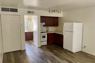 2301 N 28th St, Phoenix, AZ 85008 - Photo 1