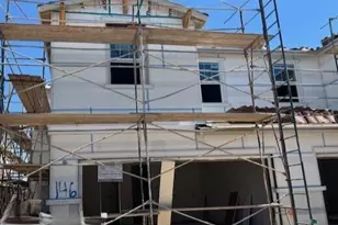 5851 E Covey, Phoenix, AZ 85054 - Photo 1