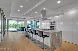 7117 E Rancho Vista Dr, Scottsdale, AZ 85251 - Photo 1