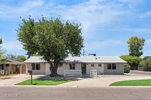 1702 W Morten, Phoenix, AZ 85021 - Photo 1