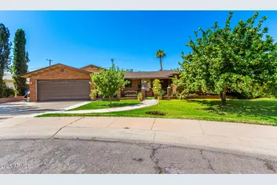 125 E Loma, Phoenix, AZ 85020 - Photo 1